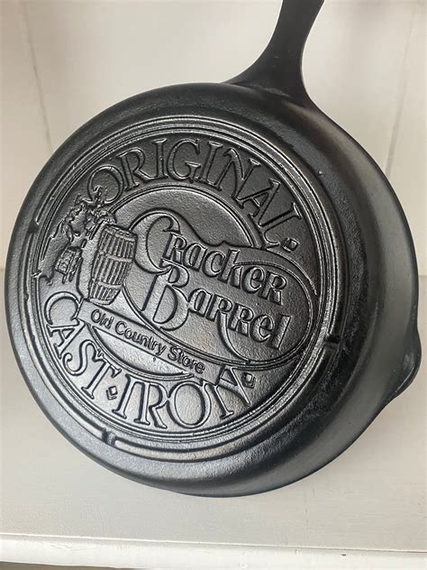 Cracker Barrel Original Cast Iron Old Country Store Collectable Skillet