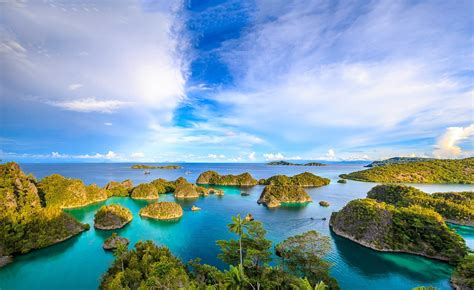 Raja Ampat Islands - Capture Indonesia