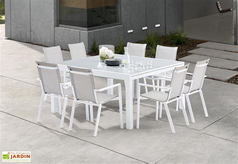 Découvrez nos prix bas table carree pliante et bénéficiez en prime de 5% minimum remboursés sur votre achat. table de jardin carree 8 personnes