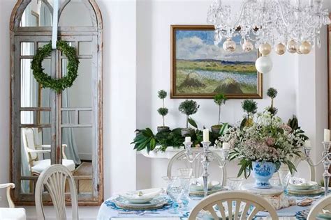 46 Dining Room Wall Art Ideas For Elevated Entertaining