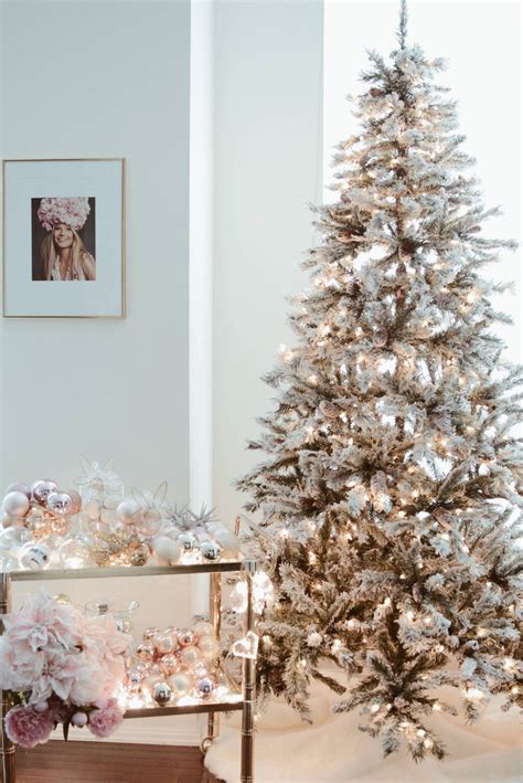 How To Decorate The Perfect Pink Christmas Tree The Pink Dream