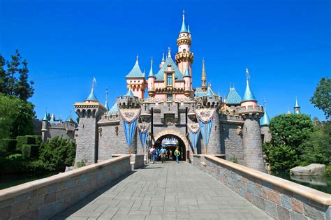 9 Best Theme Parks In The Usa Americas Most Amazing Amusement Parks