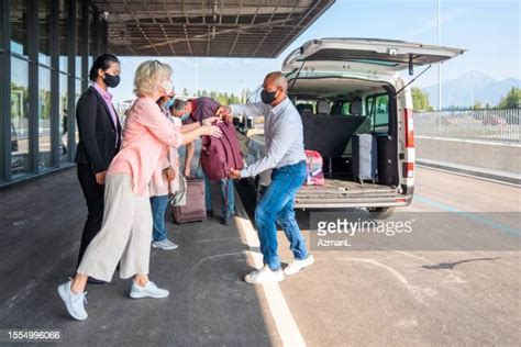 Airport Bus Shuttle Photos And Premium High Res Pictures Getty Images