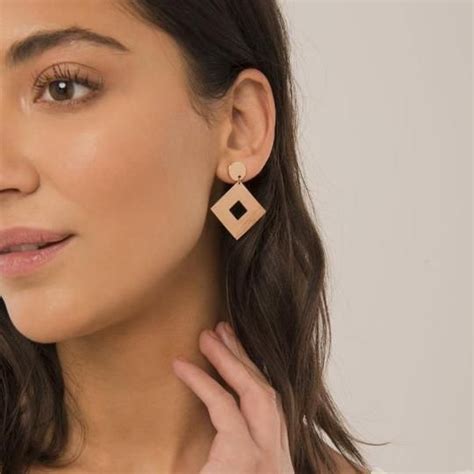 The hypoallergenic earring add a trendy touch of sophistication to the body for both men and women. Hypoallergenic Earrings | Titanium Earrings | Tini Lux ...