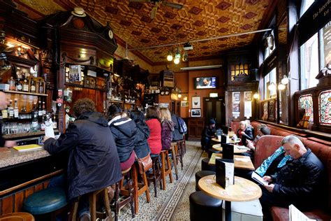 Coronavirus Scotland Pubs And Restaurants Reopen Indoors Today Along