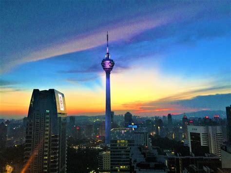 Kuala lumpur's skyline is dominated by the petronas twin towers. Menara Kuala Lumpur (KL)Tower - Driftsoul