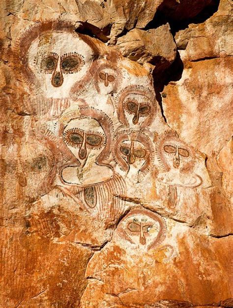 Indigenous Australian Rock Art Wandjina Style Joy Of Museums Rock
