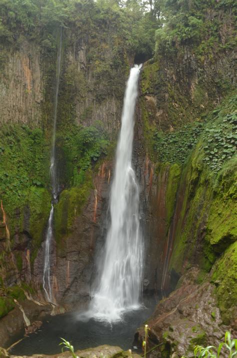 The Biggest Waterfall In Costa Rica Costa Rica