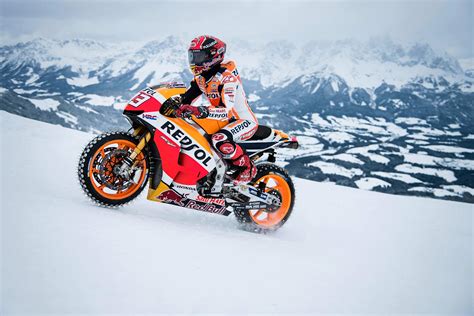 That was also the very first time a motogp bike was displayed in. Marc Márquez rides his MotoGP bike on a ski run | Red