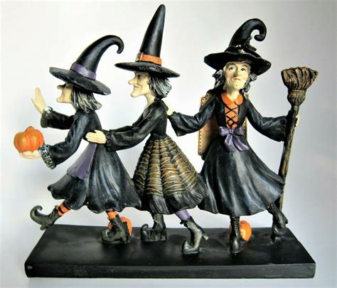 Halloween Trio Witch March Dancing Broom Pumpkin Prop Sculpture Mantel