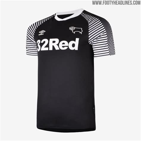 Jun 14, 2021 · polen em 2021 kader im überblick. Derby County 19-20 Ausweichtrikot Veröffentlicht - Nur ...