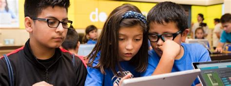 Microsoft Store Empowers Students With Free Computer Science Education