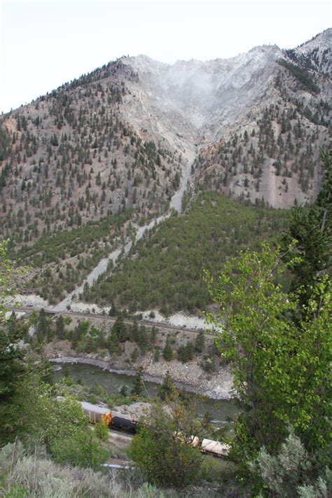 Driving The Thompson River Canyon Gold Pan Campground To Lytton The