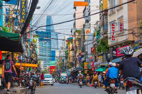 Children selling postcards, flowers or books are a common diversion tactic. Top 25 things to do in Ho Chi Minh City - Hostelworld