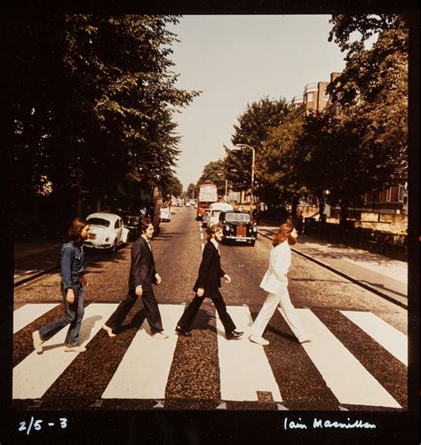 diÁrio dos beatles há 50 anos os beatles tiravam fotos para a capa do abbey road