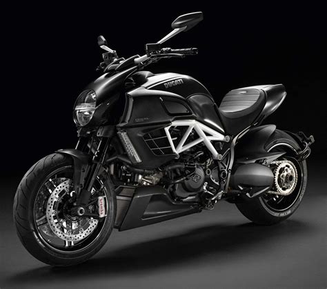 The ducati diavel is arguably the second cruiser motorcycle from ducati, with many owners thinking of it as more like a super naked. Ducati Diavel AMG Special Edition - CycleChaos