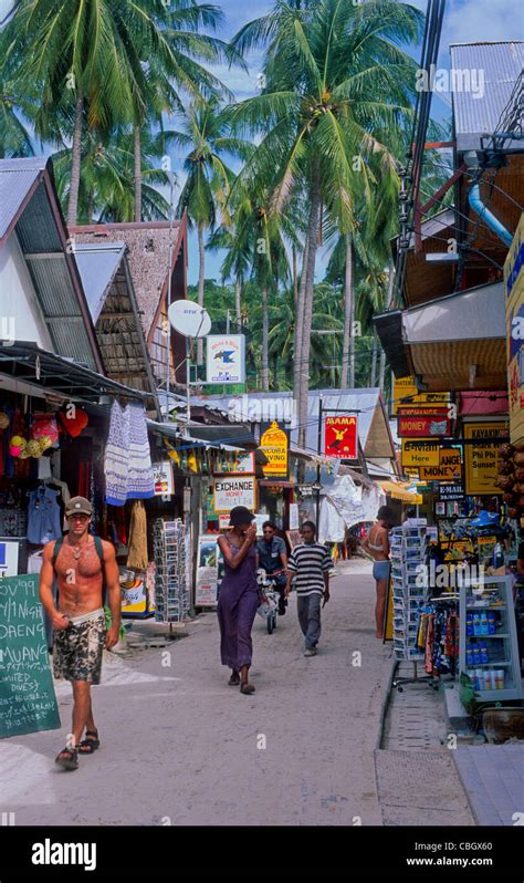 Main Street On Koh Phi Phi Stock Photo Alamy
