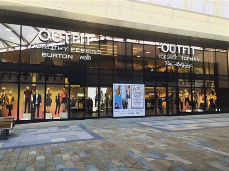 Growing up with fast fashion & high street brands, i i'm not familiar with high street brands but i am familiar with fast fashion. Outfit to open first high street store - News : Retail ...