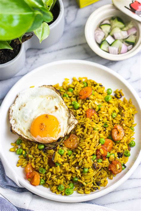 Learn How To Make Turmeric Fried Rice—its A Simple And Satisfying Dinner