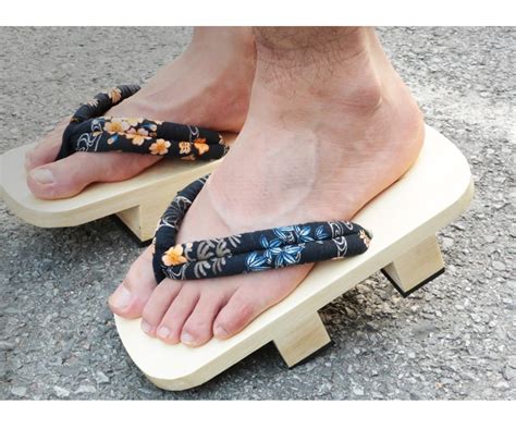 Men Women Wooden Clogs Japanese Geta Sandals Flip Flops Slippers