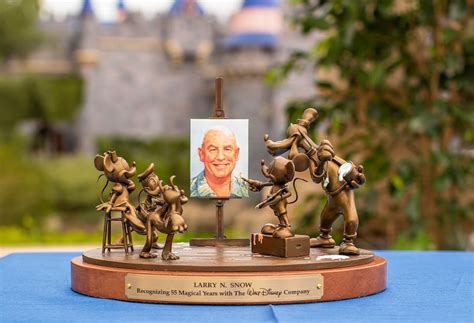 Disneyland Resort Cast Members Honored For 50 And 55 Years Of Service