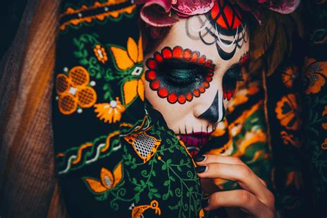 Día De Los Muertos A Modern Mexican Celebration With Roots In The