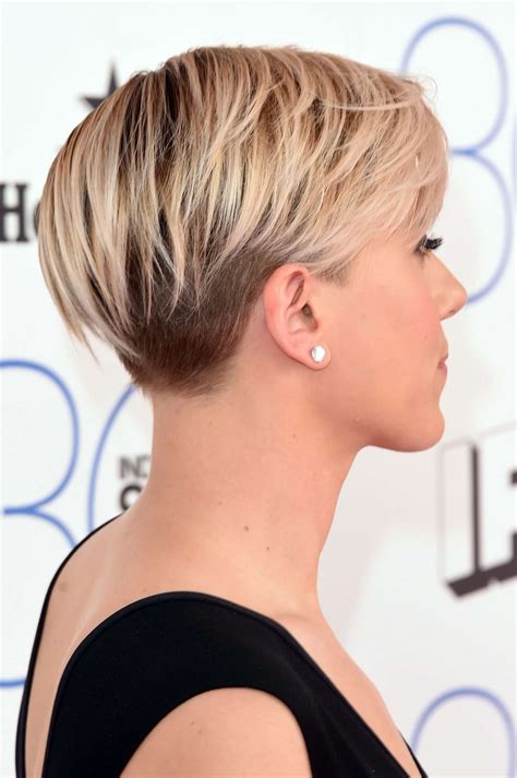 Top 106 Short Female Haircuts For Thick Hair Polarrunningexpeditions