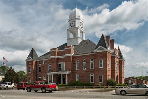 Macon County Courthouse Macon County Courthouse In Ogletho Flickr