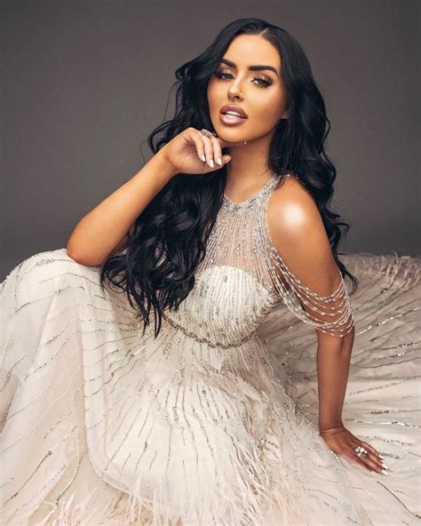Picture Of Abigail Ratchford
