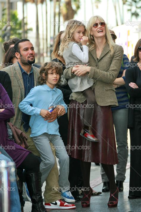 Laura Dern With Ben Harper And Children Stock Editorial Photo © S