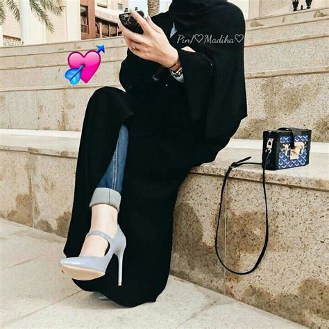 pin by ℳ𝒶𝒹𝒾𝒽𝒶 on hijab ÂrabŚtyle stylish girls photos girl photography poses stylish girl