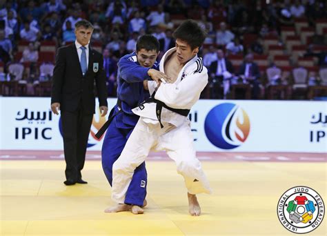 Kazakh Judoka Wins Gold at Junior World Championship