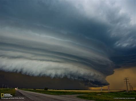 Shelf Cloud National Geographic