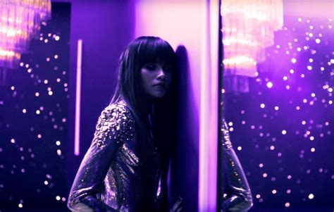 Zendaya stars in new bruno mars music video for versace on the floor. Guarda il nuovo video di 'Versace on the Floor' di Bruno ...