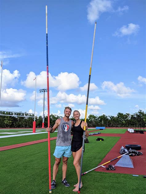 Alley Oop Elite Pole Vaulters Visit Key West