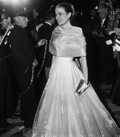 The Best Red Carpet Looks From Old Hollywood Old Hollywood Fashion