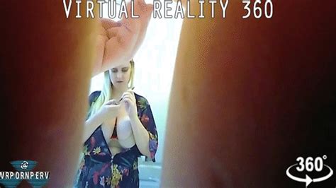 VR Porn Perv VR360 Unaware Massive Tit Bathroom Spying Ft Giantess