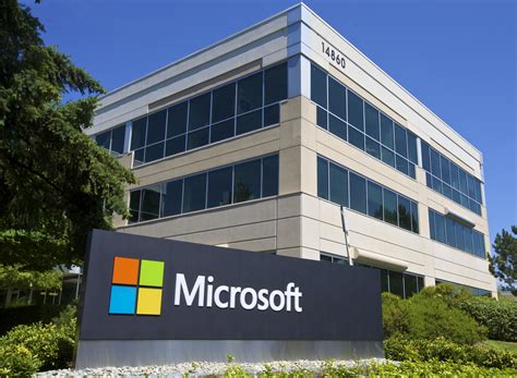 Microsoft Said To Weigh Multibillion Dollar Headquarters Revamp