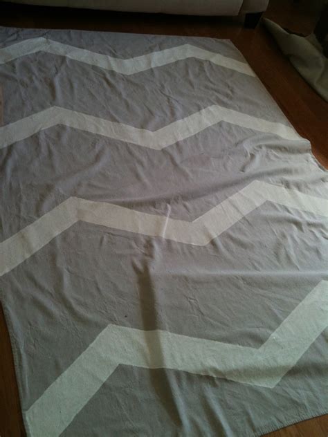 shoestring sophistication: Chevron Painted Drop Cloth Drapes - Tutorial