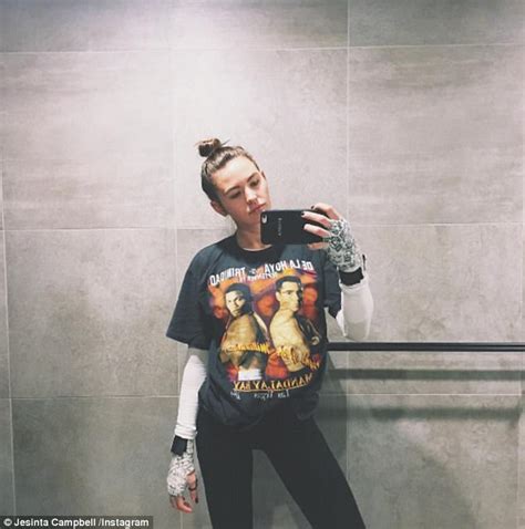 Jesinta Campbell Selfie After Boxing With Will Tomlinson Daily Mail
