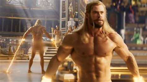 Taika Waititi Pastikan Adegan Thor Yang Sedang Naked Tidak Diblur