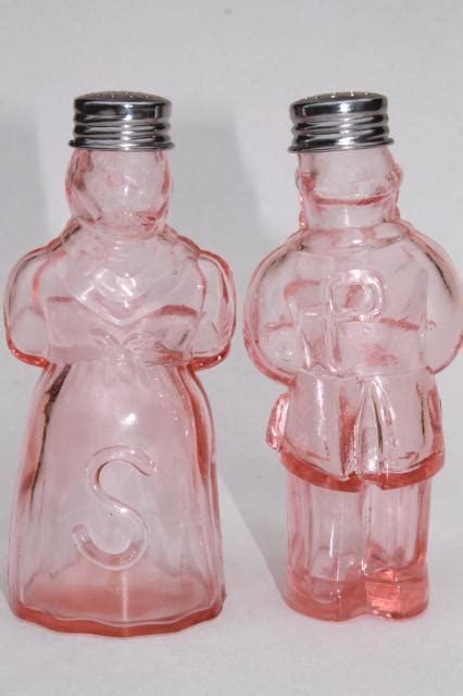 Vintage Taiwan Reproduction Pink Depression Glass Range Set Sandp Shakers