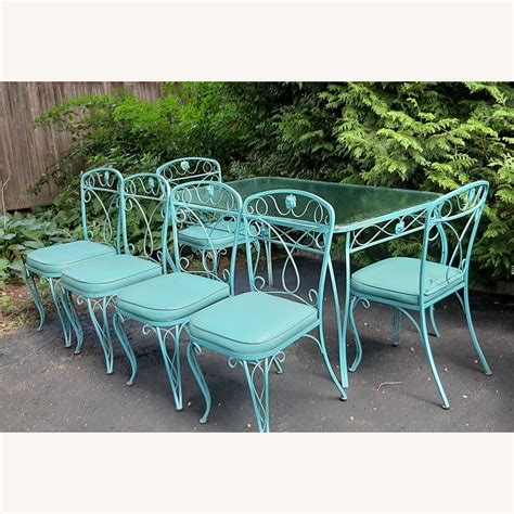 Russell Woodard Patio Table And Chairs Aptdeco