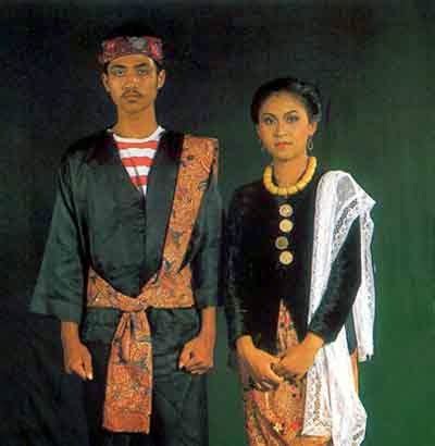 Pakaian Adat Jawa Timur