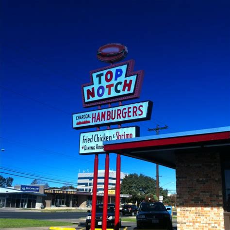 Nice fat juicy burgers made with best quality beef, sun dried tomatoes and gherkins. Top Notch burgers in Austin,TX! Yummmmm-O! | Yummmmm ...