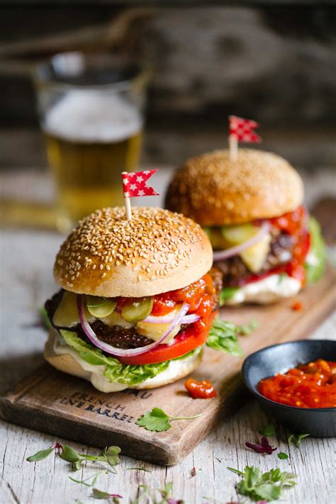 · get perfect beef burgers recipe from food network. Easy 100% Beef Hamburger Recipe | PEPPADEW® South Africa