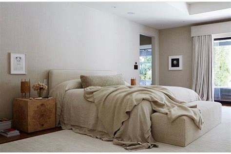 Corey (35) is 25 years younger than kris (60) and has revealed that the famous. Pin by Valda Svalbe on Bedroom/WIC | Home decor bedroom ...
