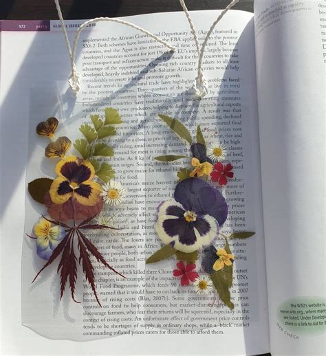 Save Your Place With These Pressed Flower Bookmarks