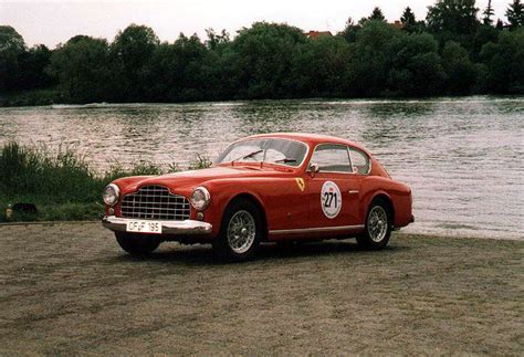 Ferrari 195 Inter Specs And Photos 1950 1951 Autoevolution