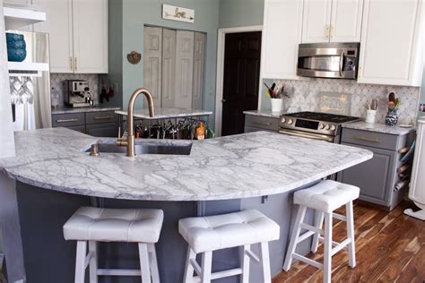 After all, it is not only elegant but is also cool and bright at the same time. My Carrara Marble Kitchen and Tips for Choosing Marble ...